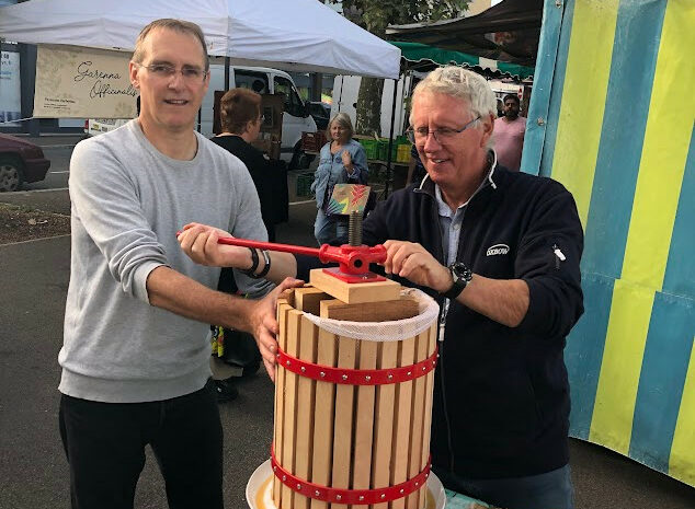 Evenement à venir : pressage de pommes sur le marché de Montceau